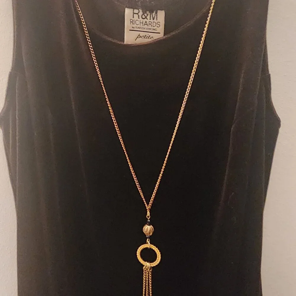 R & M Richards By Karen Wong Black Sleeveless Dress With Necklace Womens 6 - Picture 4 of 4